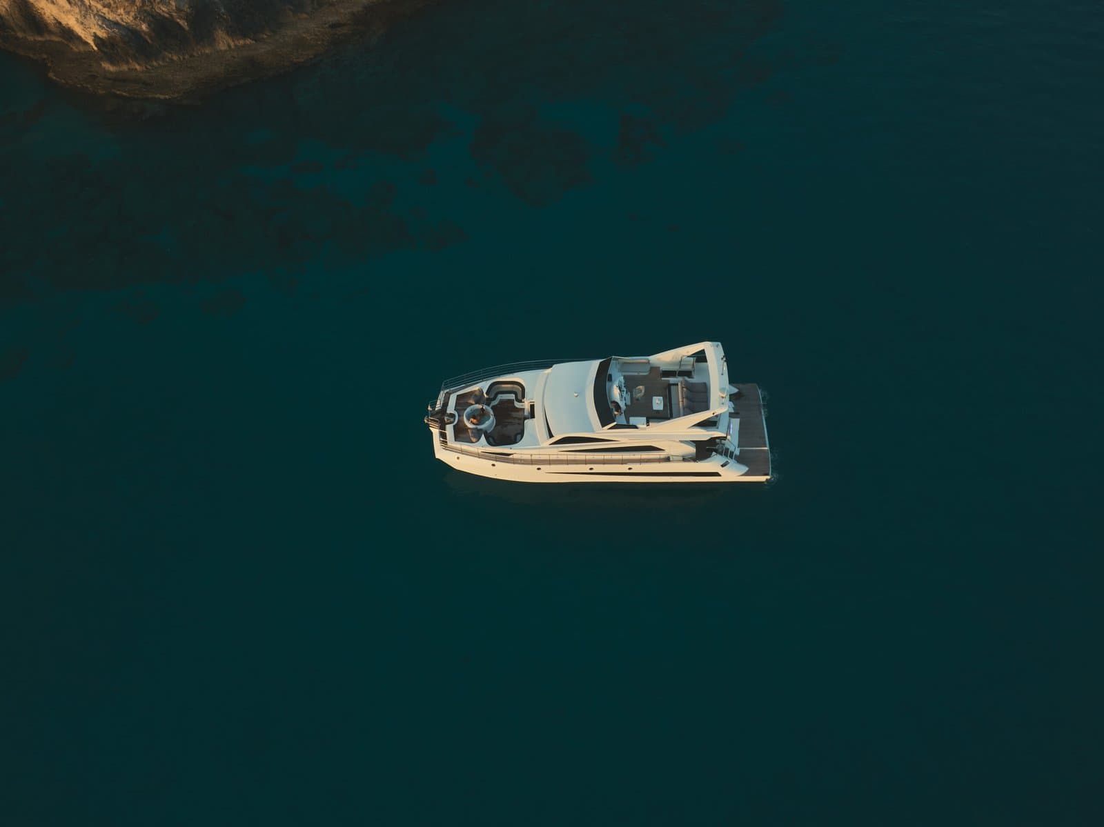 Napa Blue — 65 ft Power Catamaran 3