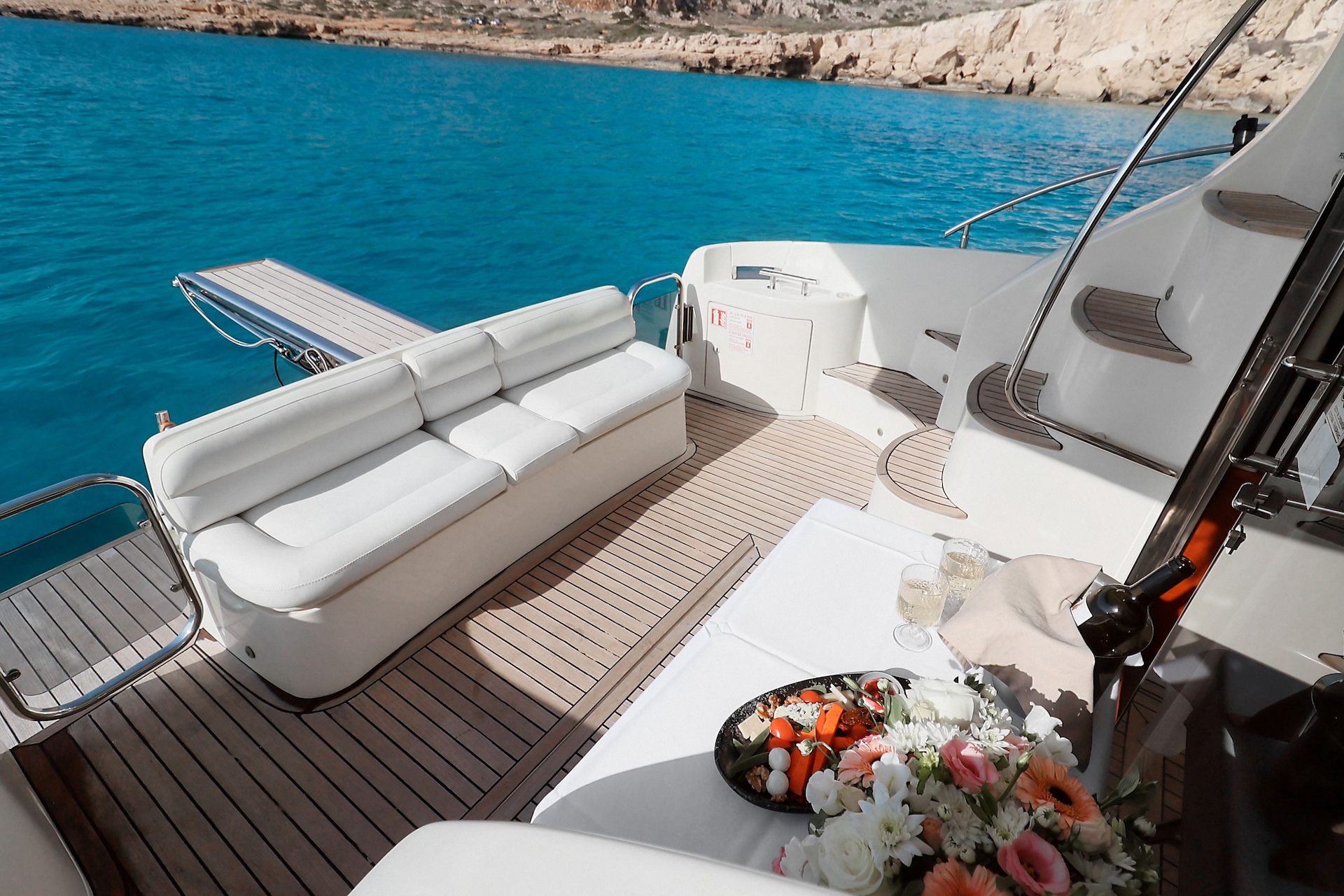 Azimut 42 'Time Out' photo 6