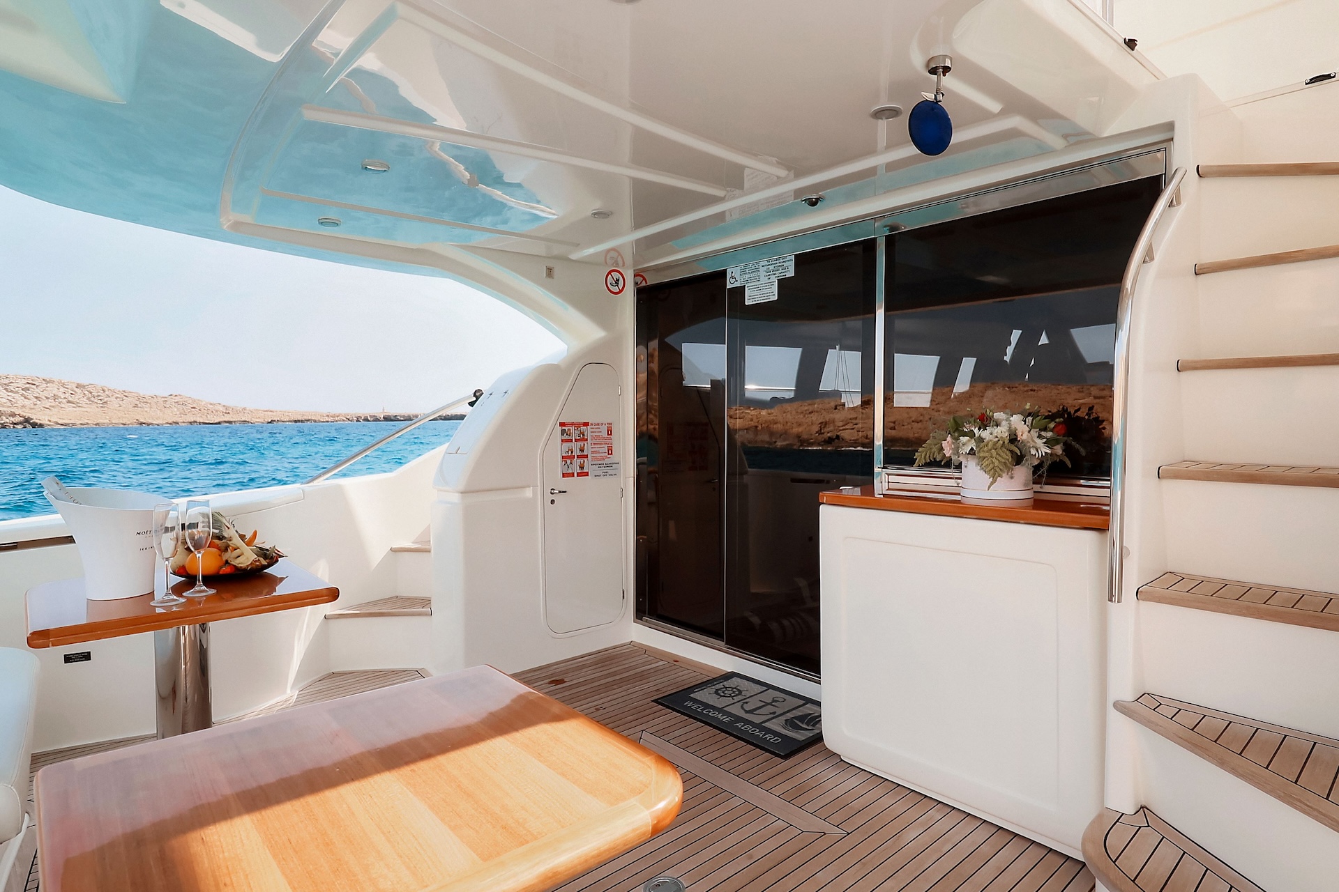 Ferretti 592 'Chill Out' photo 5