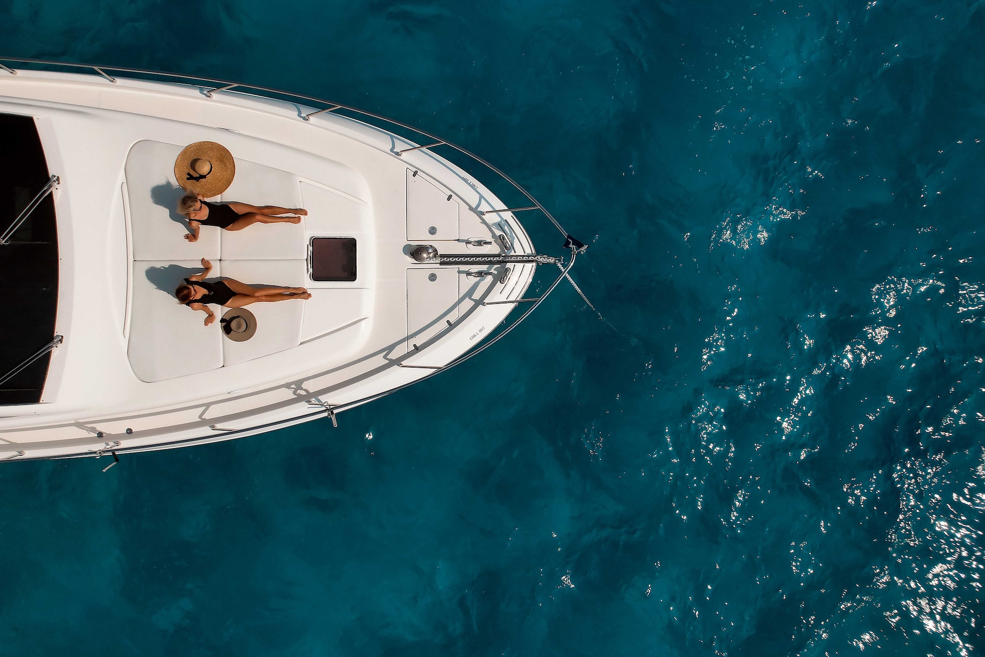 Ferretti 592 'Chill Out' photo 11