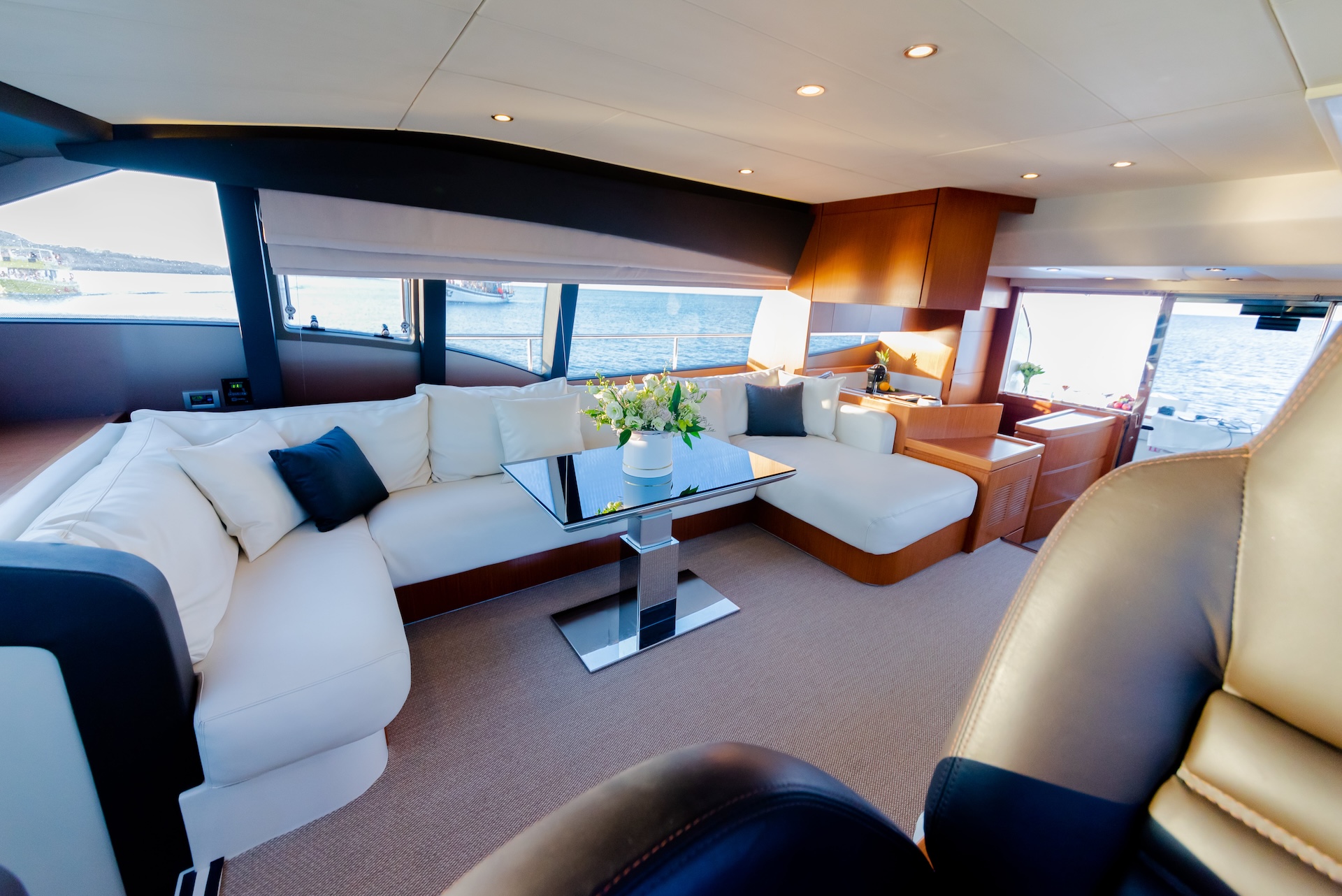 Ferretti 592 'Chill Out' photo 16