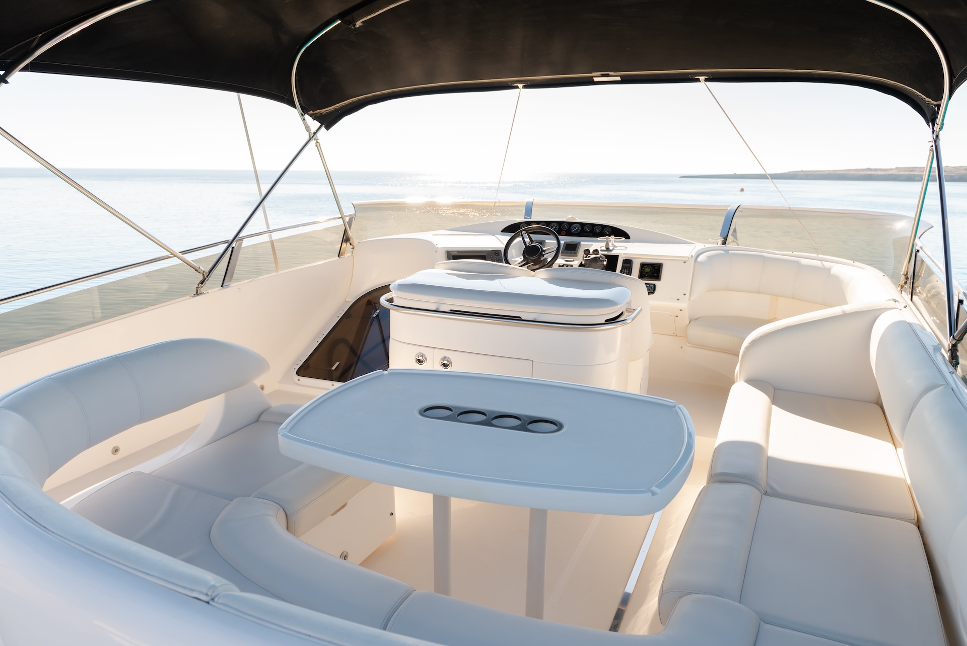 Princess 61 'Mona' photo 14