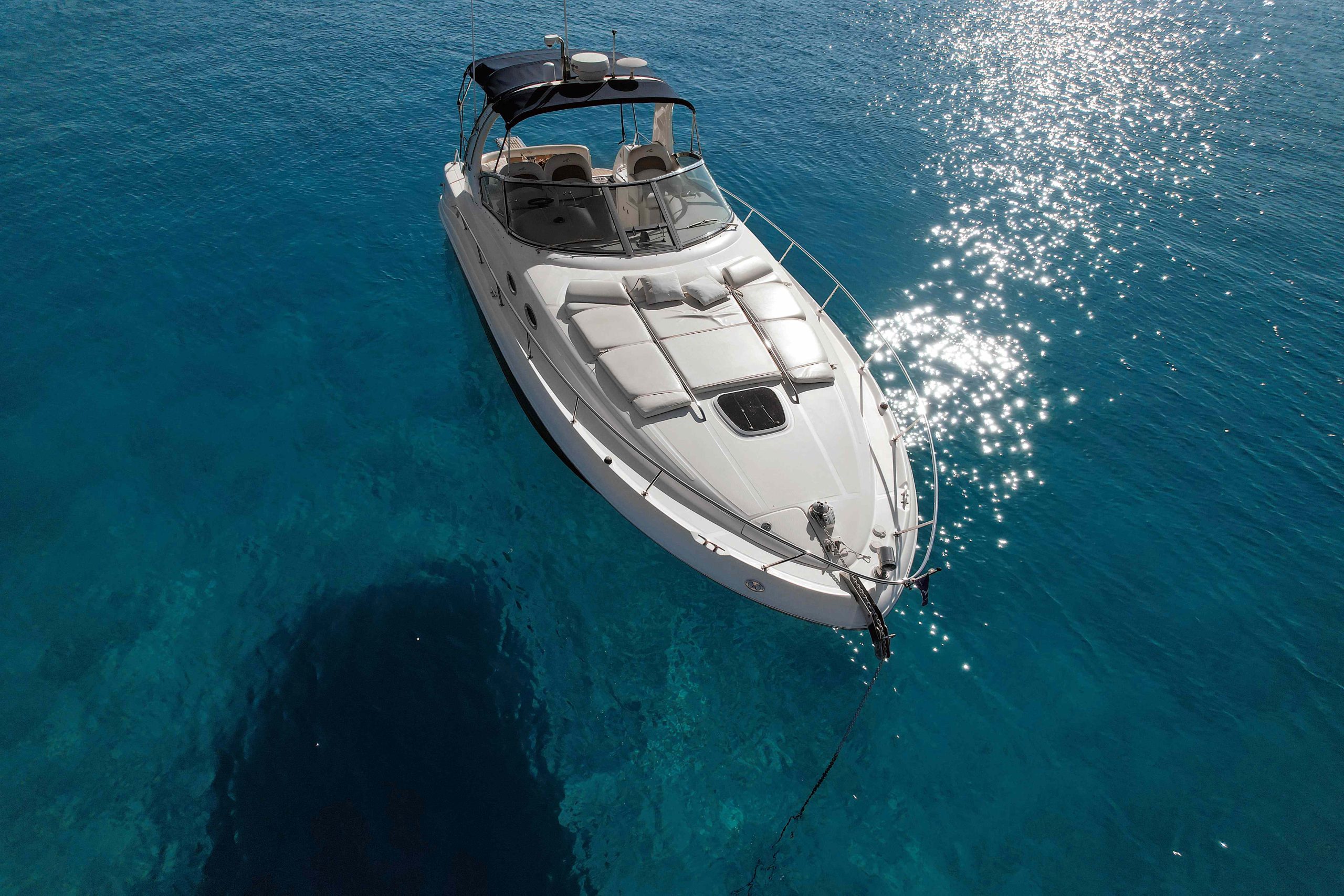 Sea Ray 375 photo 6