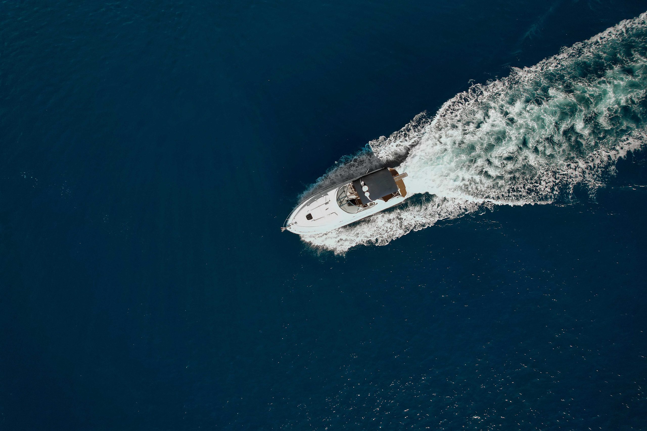 Sea Ray 375 photo 8